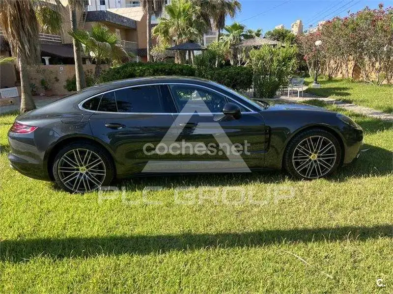 2017 Porsche Panamera