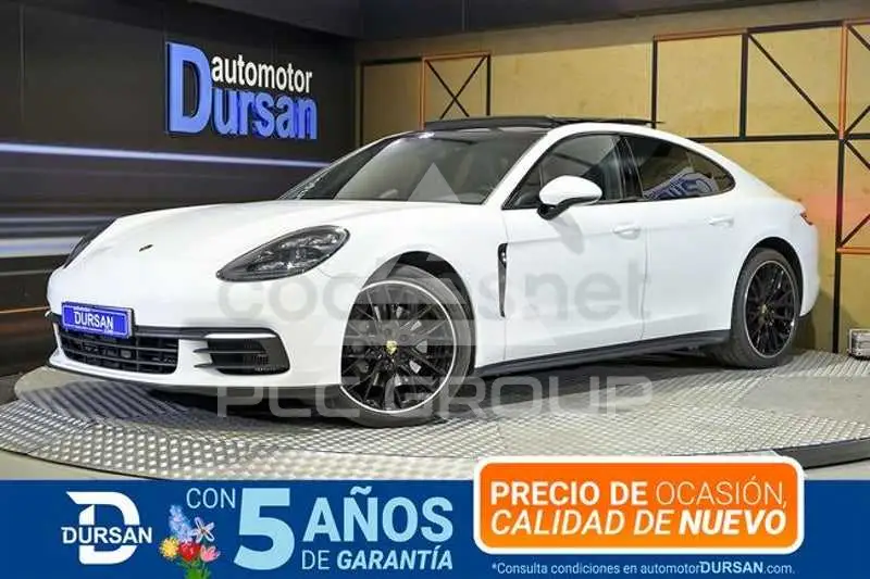 2017 Porsche Panamera