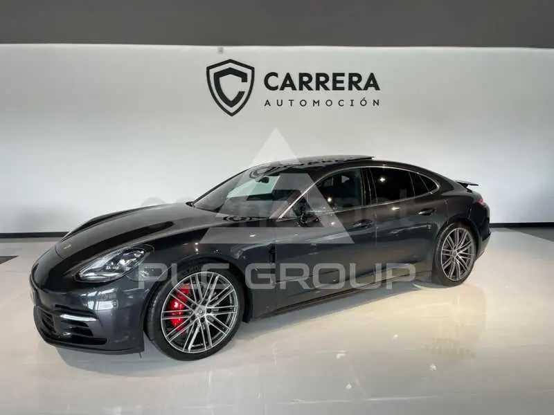 2017 Porsche Panamera