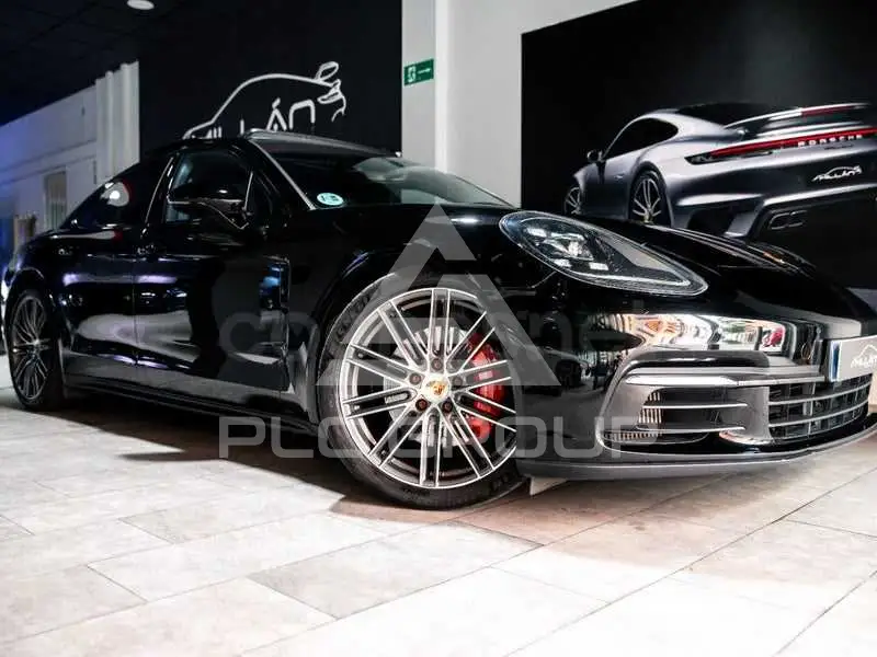 2017 Porsche Panamera