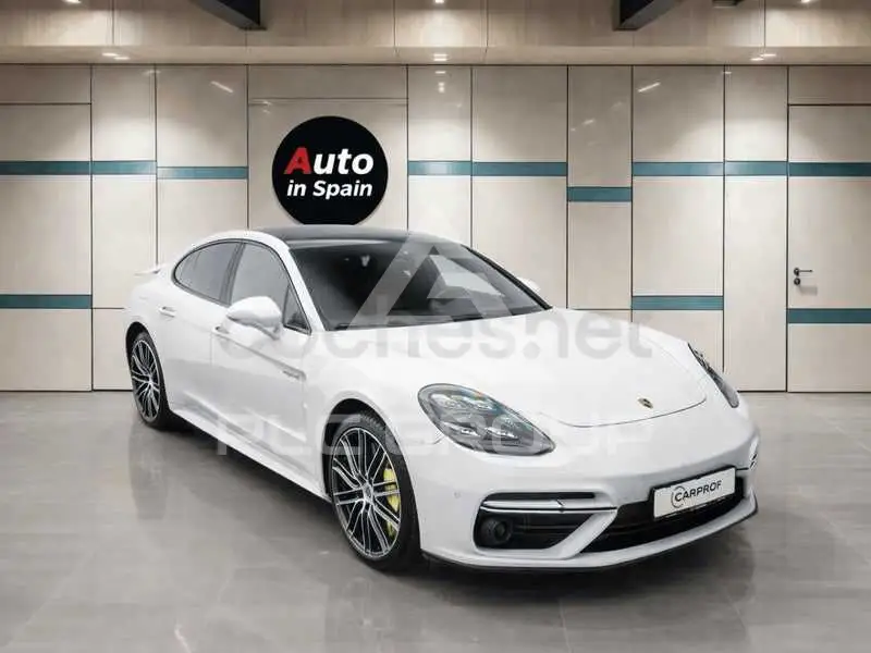 2017 Porsche Panamera