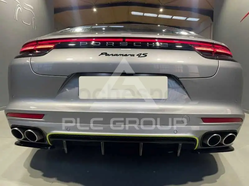 2017 Porsche Panamera