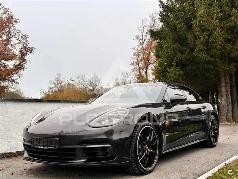2017 Porsche Panamera