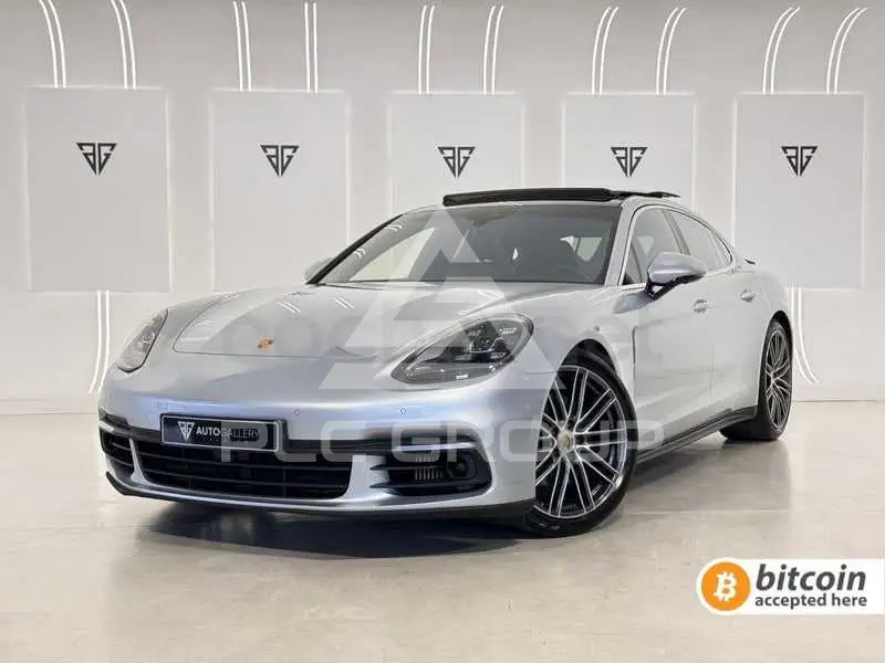 2017 Porsche Panamera