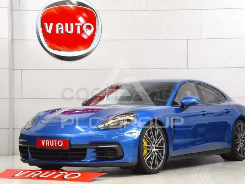 2017 Porsche Panamera