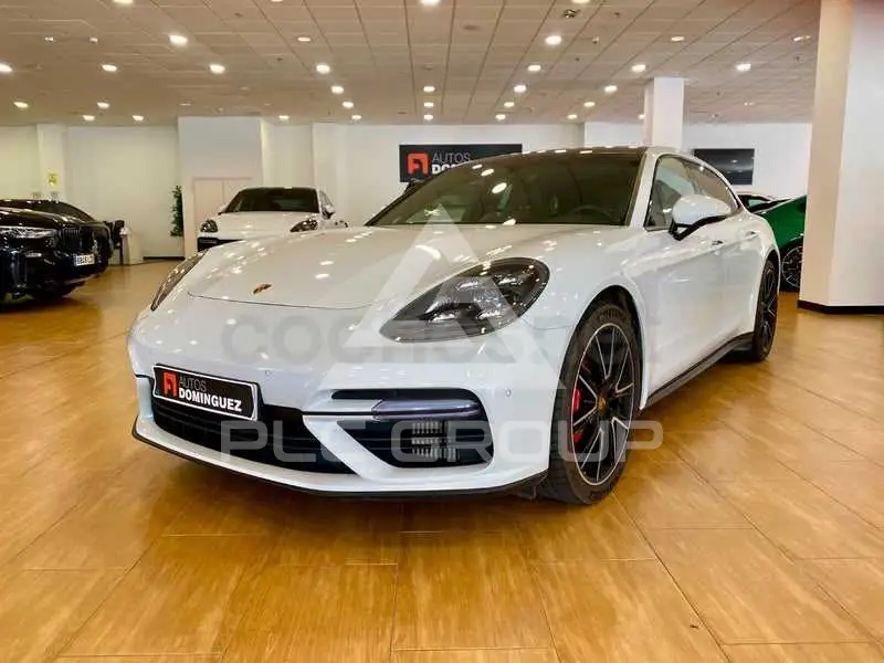 2017 Porsche Panamera
