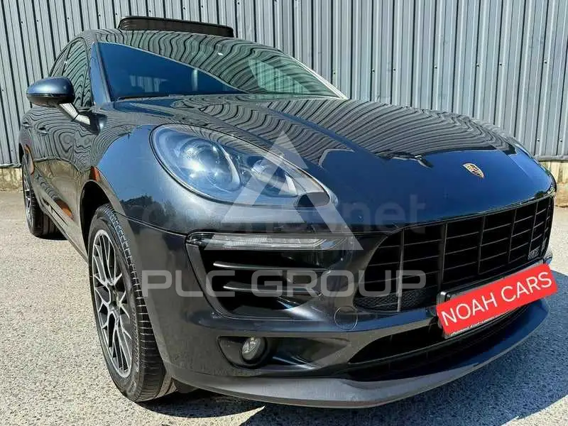 2017 Porsche MACAN