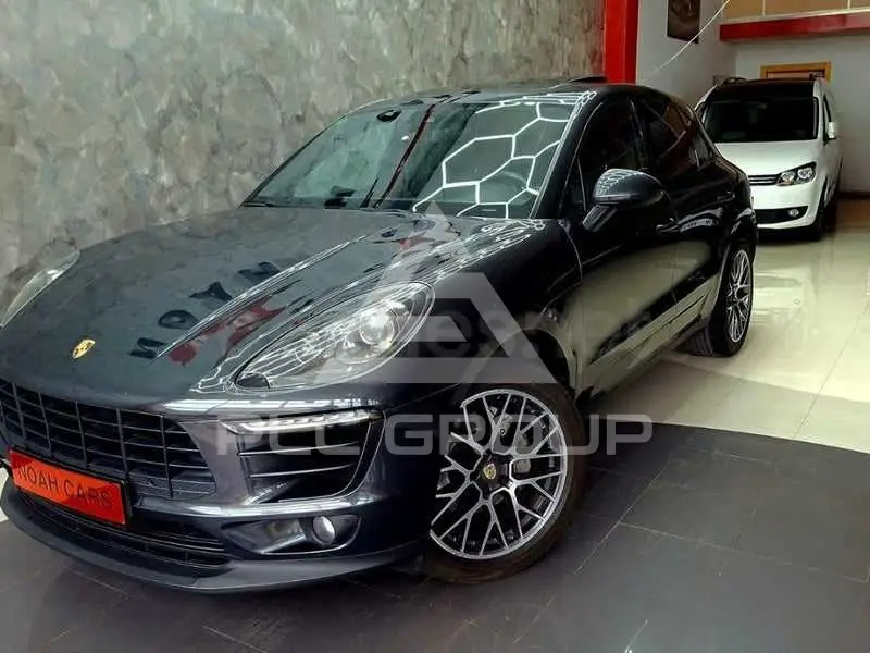 2017 Porsche MACAN