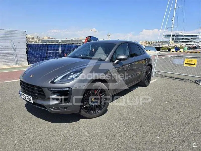 2017 Porsche MACAN