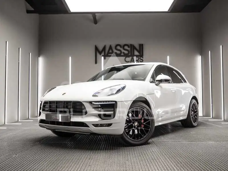 2017 Porsche MACAN