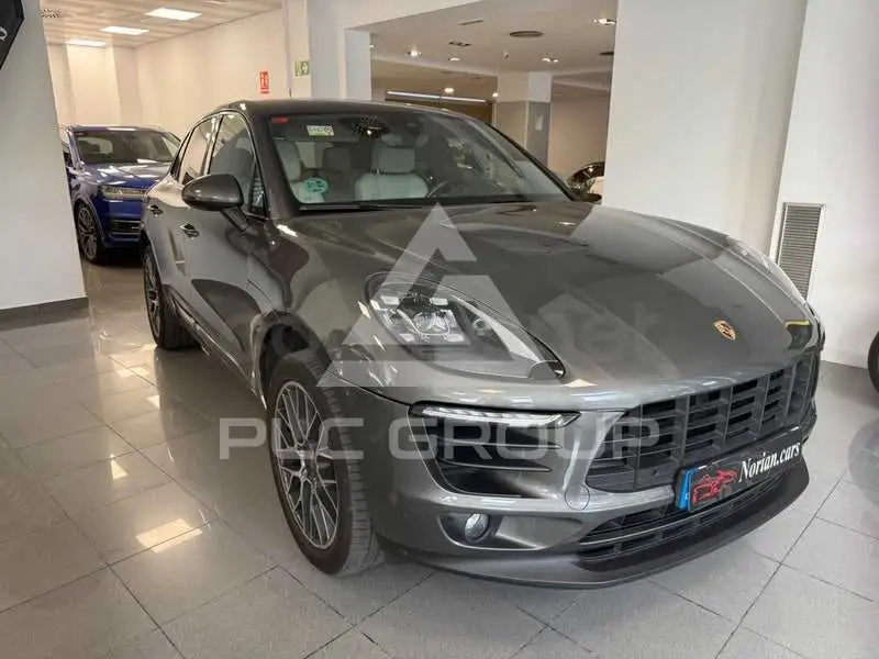 2017 Porsche MACAN