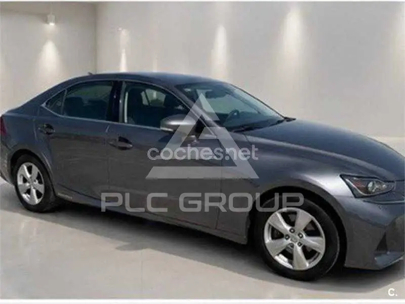 2017 Lexus IS