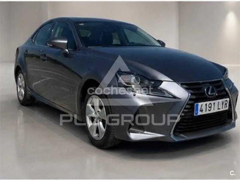 2017 Lexus IS