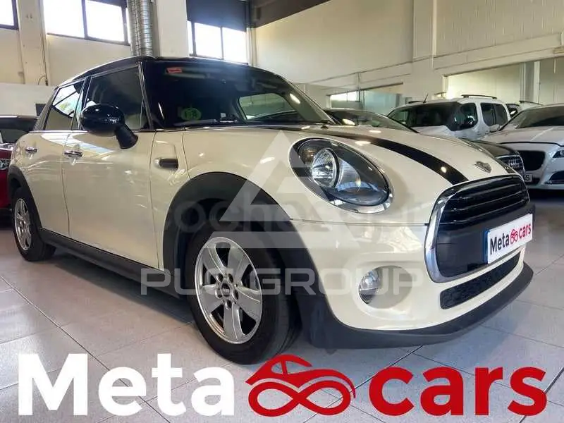 2017 Mini COOPER