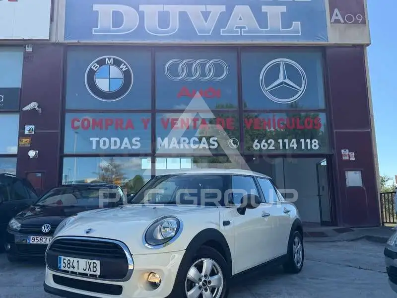 2017 Mini COOPER