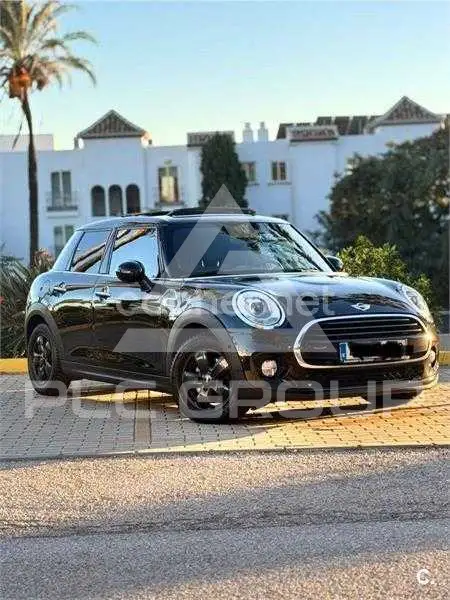 2017 Mini COOPER