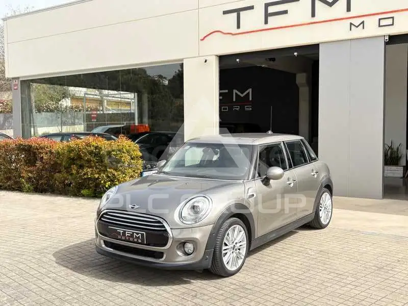2017 Mini COOPER
