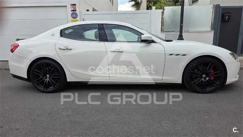 2017 Maserati GHIBLI