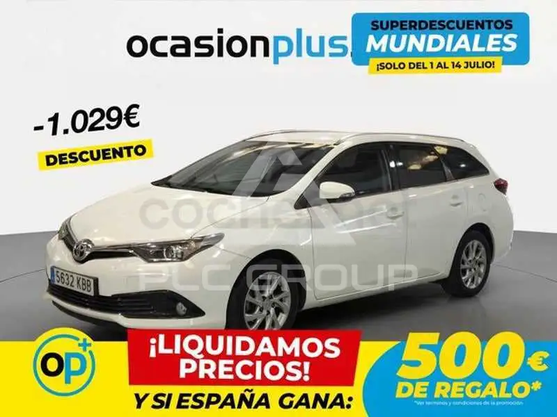 2017 Toyota AURIS