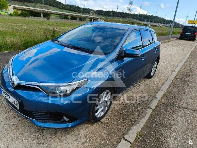 2017 Toyota AURIS
