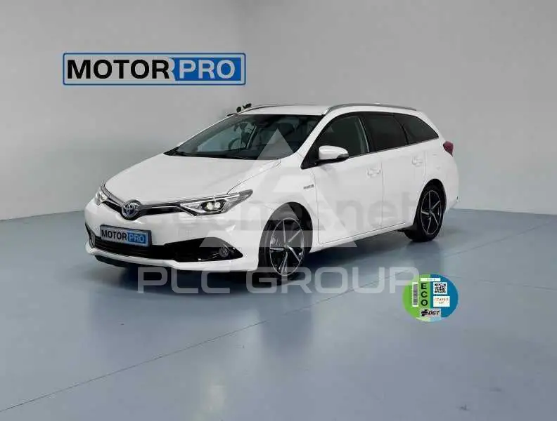 2017 Toyota AURIS