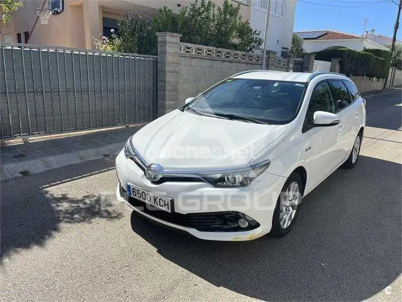 2017 Toyota AURIS