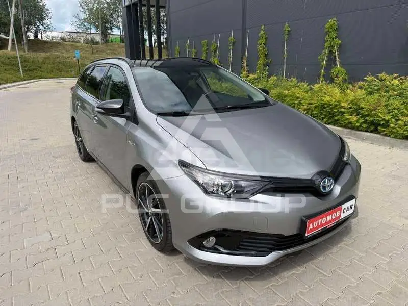 2017 Toyota AURIS