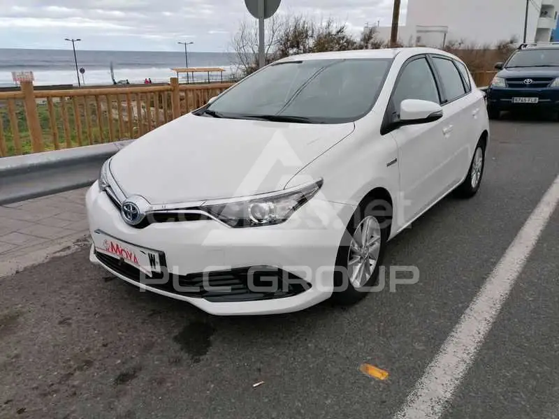 2017 Toyota AURIS
