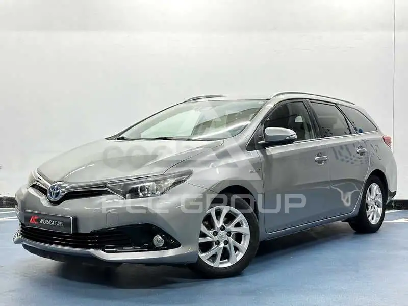 2017 Toyota AURIS