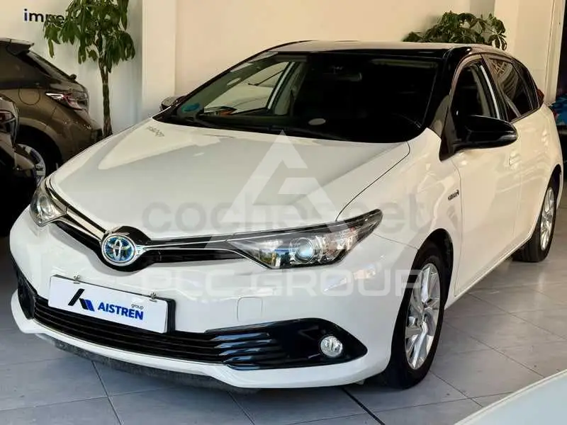 2017 Toyota AURIS