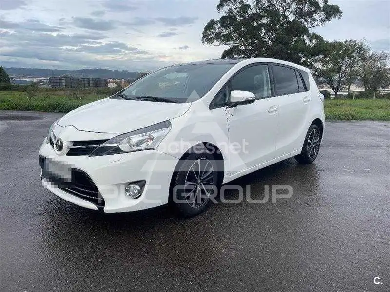 2017 Toyota VERSO