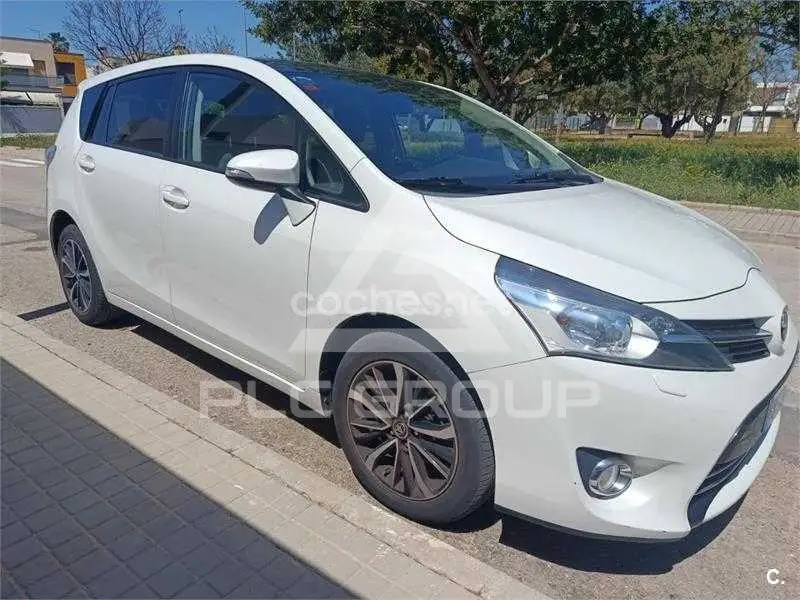 2017 Toyota VERSO