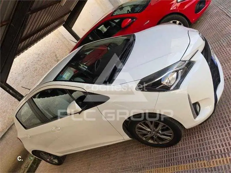 2017 Toyota YARIS