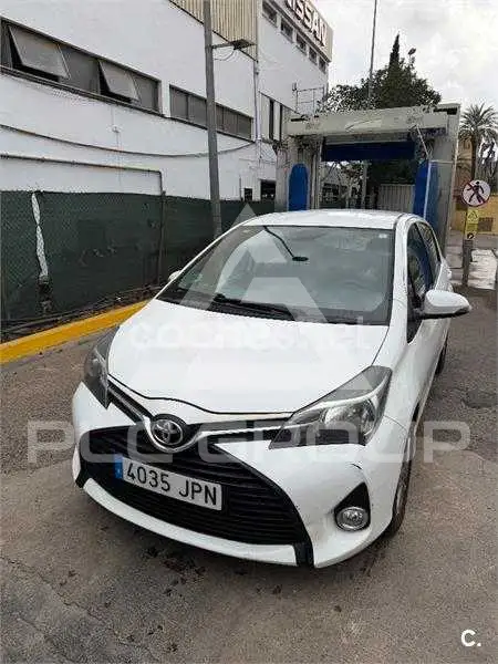 2017 Toyota YARIS
