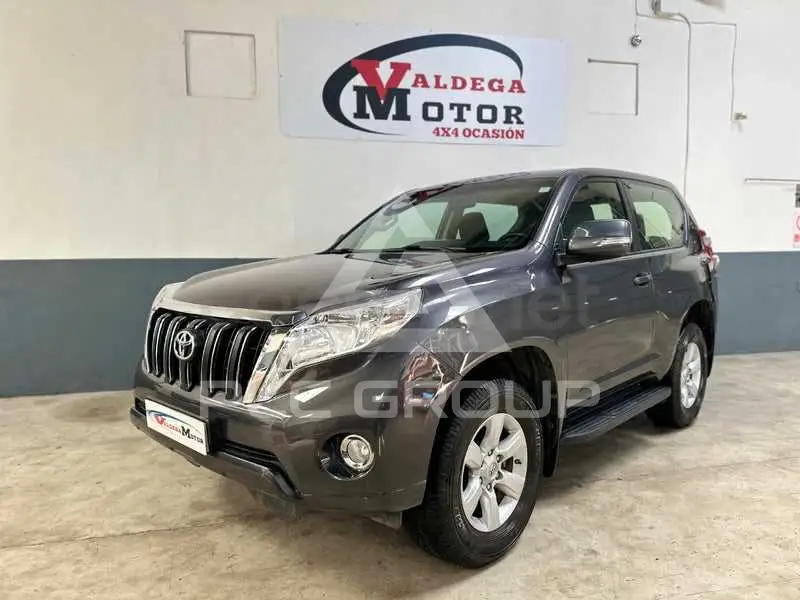 2017 Toyota LAND CRUISER
