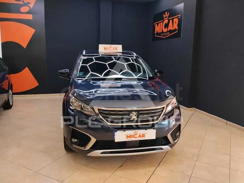 2017 Peugeot 5008