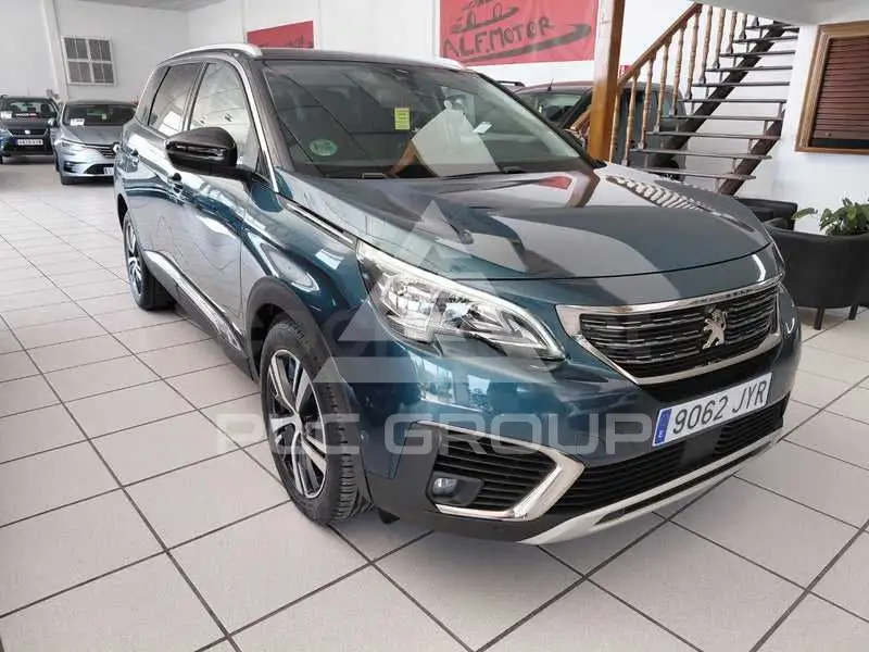 2017 Peugeot 5008