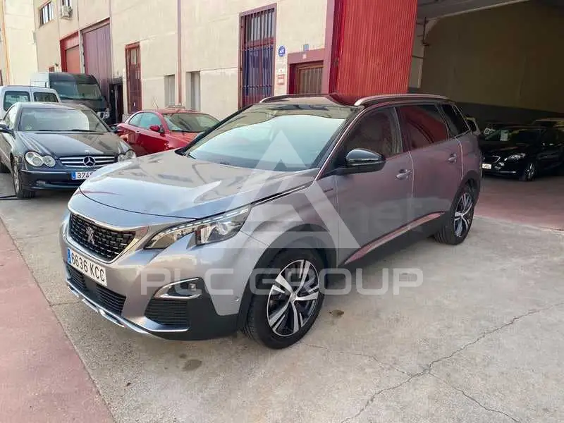2017 Peugeot 5008
