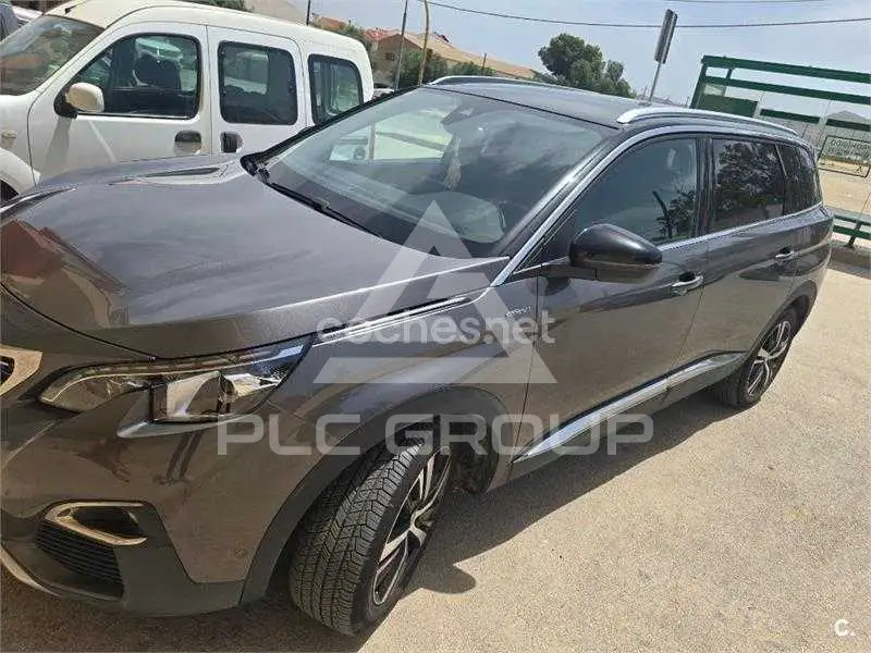 2017 Peugeot 5008