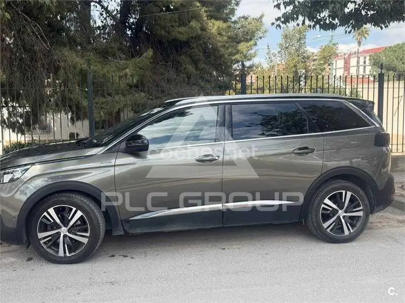 2017 Peugeot 5008