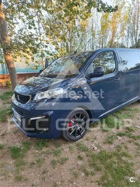 2017 Peugeot Traveller