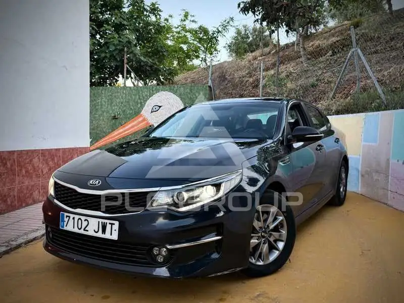 2017 KIA Optima