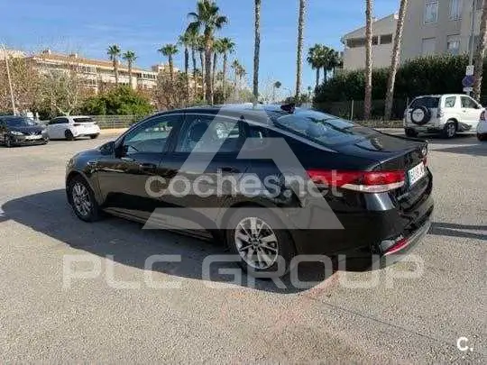2017 KIA Optima