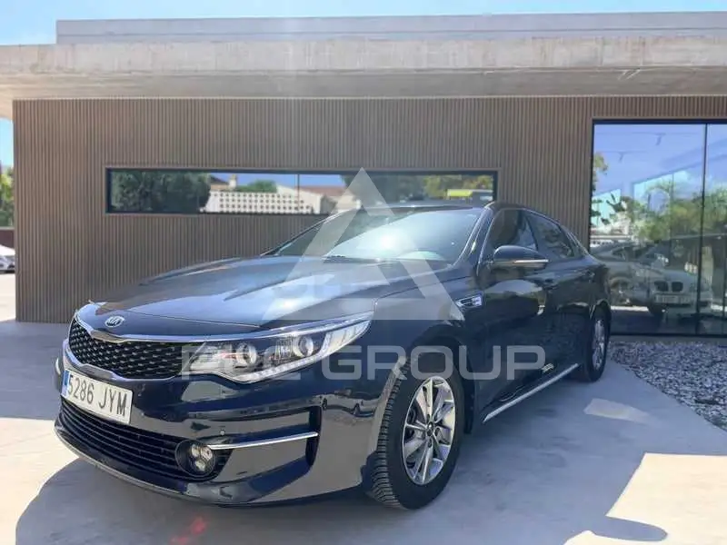 2017 KIA Optima