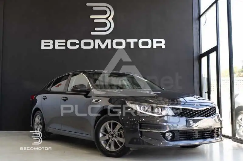 2017 KIA Optima