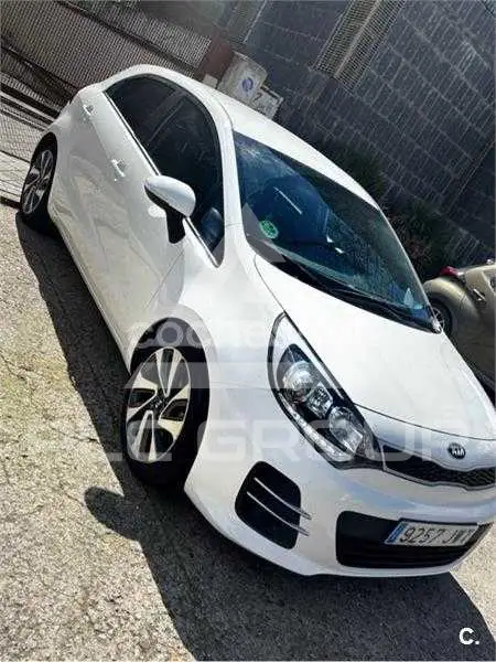 2017 KIA Rio