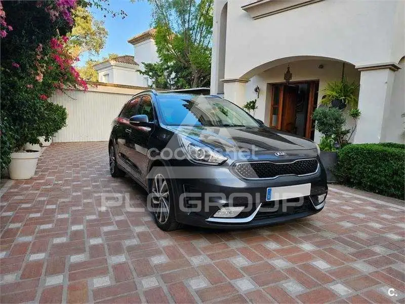 2017 KIA Niro
