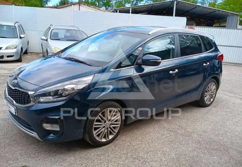2017 KIA Carens
