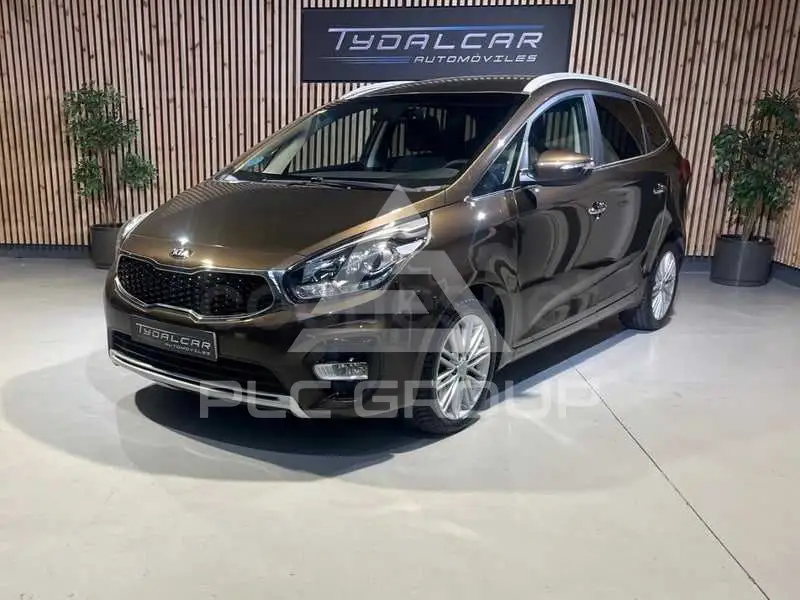 2017 KIA Carens
