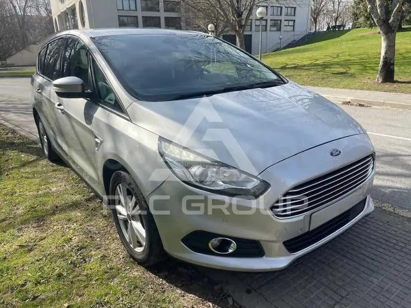 2017 Ford S-Max